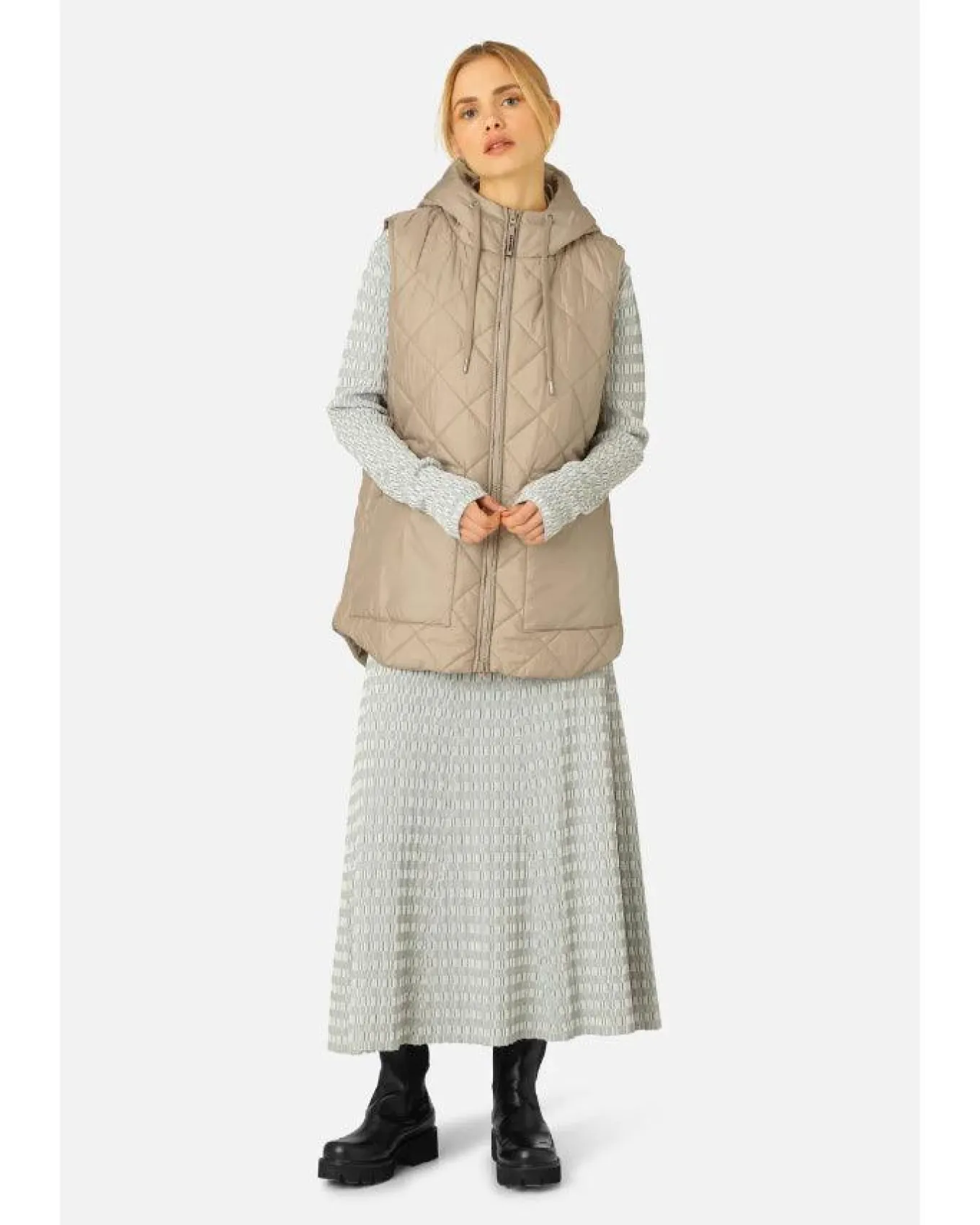 Aerial04 Quilted Hooded Hip Length Vest