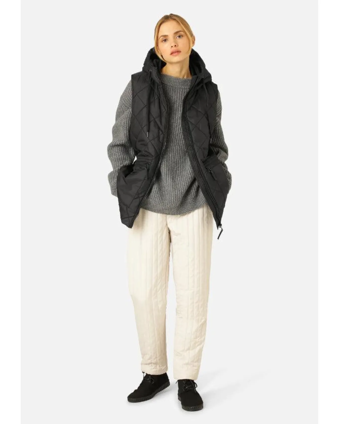 Aerial04 Quilted Hooded Hip Length Vest