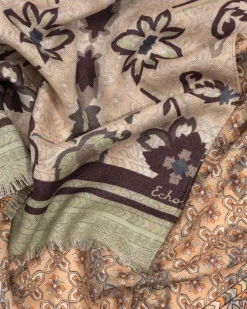 Echo Tapestry Wrap